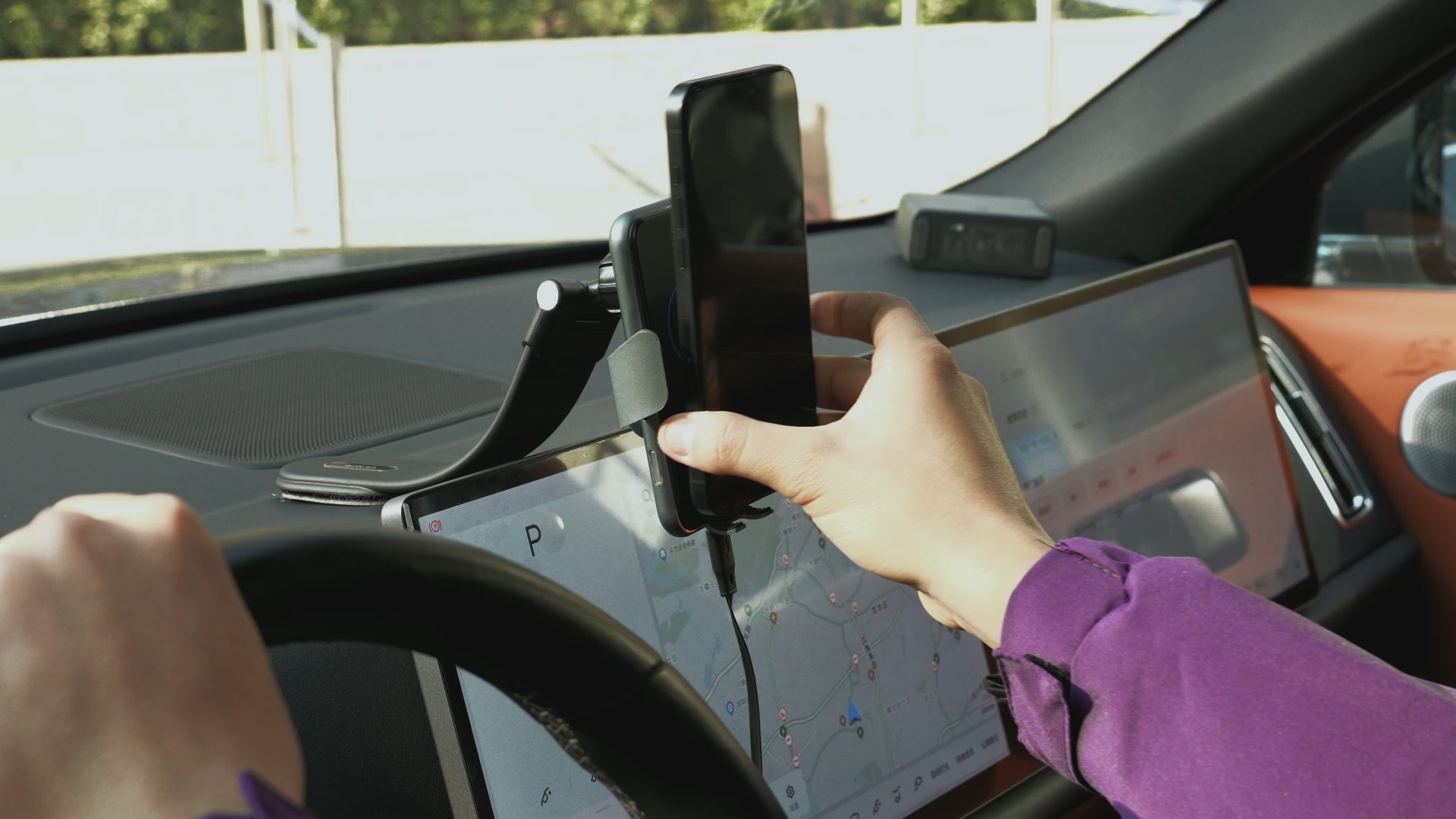 GUSGU Mount7 Car Mount Charger